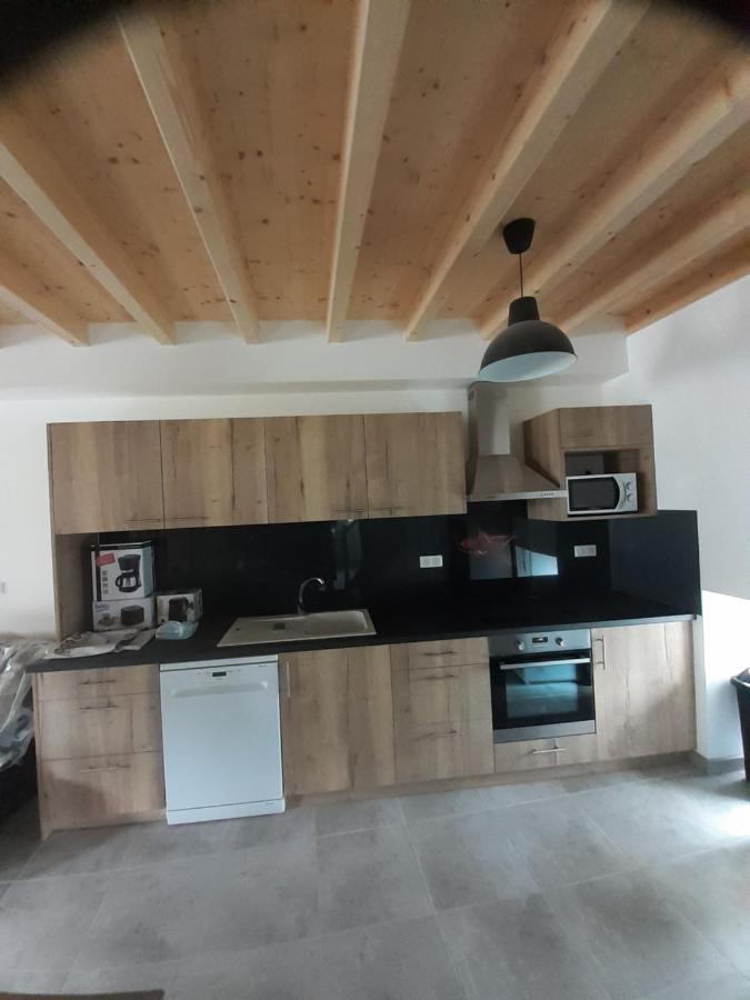 Les Trois Rivieres Apartment Satillieu Exterior foto